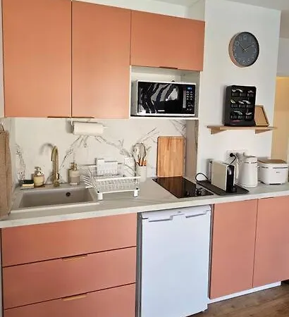 Appartement Bord De Mer, Piscine Villeneuve-Loubet
